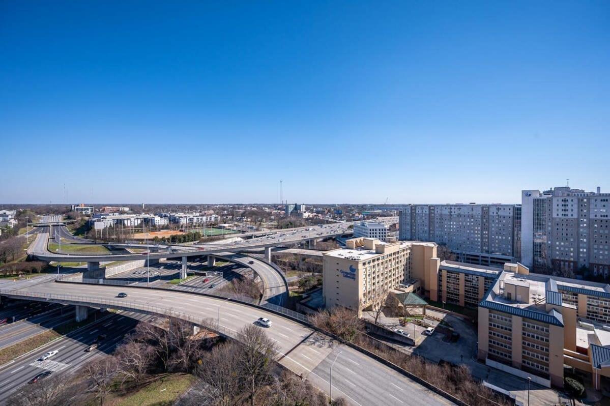 Heart Atl Downtown High Rise 2B2B Condo Lm2206 Атланта Екстериор снимка