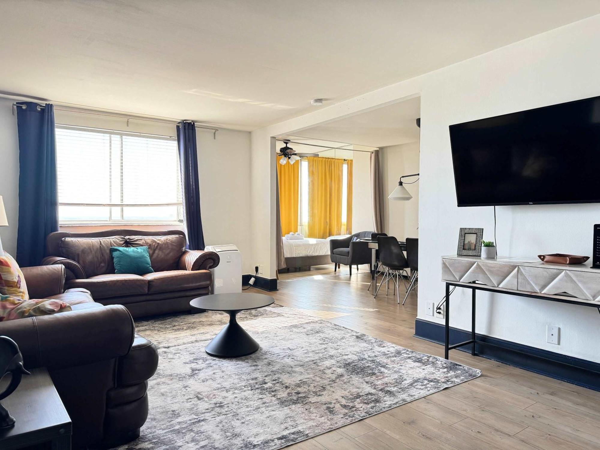 Heart Atl Downtown High Rise 2B2B Condo Lm2206 Атланта Екстериор снимка